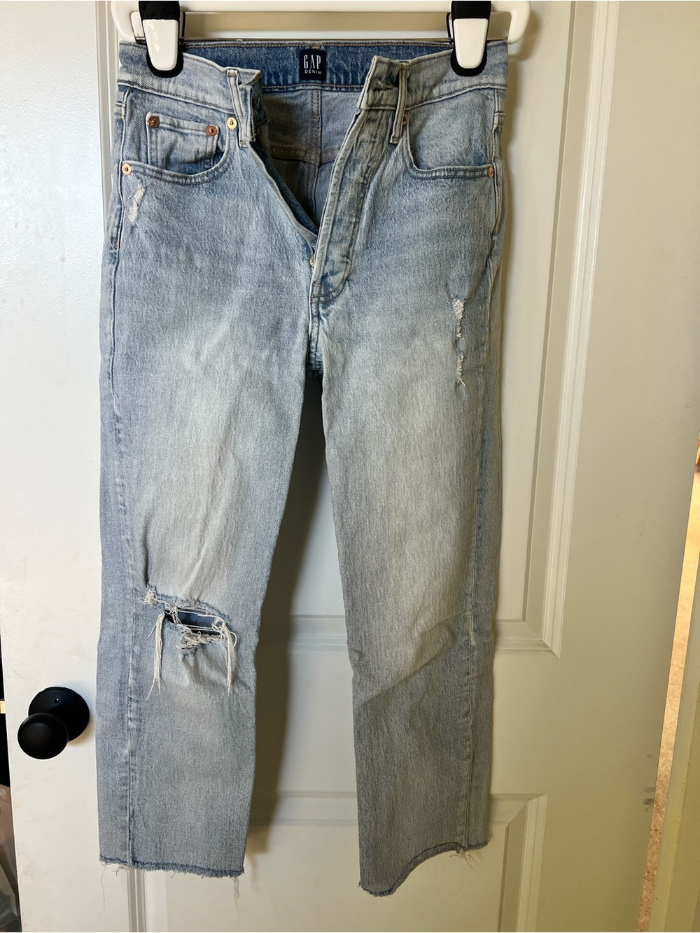 GAP women’s Light Blue Straight Jeans with Distressing